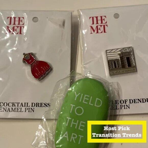 Metropolitan Museum of Art Other - Collectible Pins - Metropolitan Museum of Art‎ Pins and Eraser (new) (h/x)